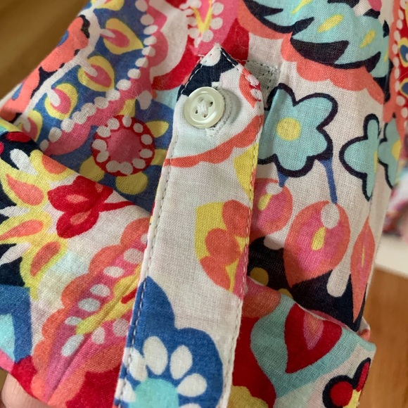 Beautiful Talbots Button Down in EUC - Picture 3 of 5